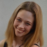 Julia Smuts Louw (aka Julia Snaddon)