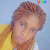 Wendy Mbomo