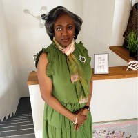 Valerie Hilton