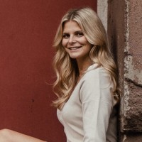 Nadine Außem
