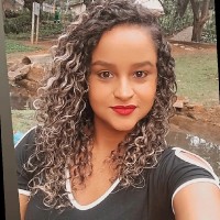 Debbie Souza Nascimento