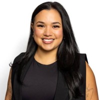 Cassandra Valderrama