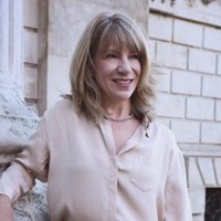 Caroline Roberts