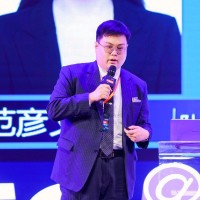 Max Liu