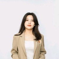 Faye Naya S.
