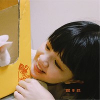 Molly LIN