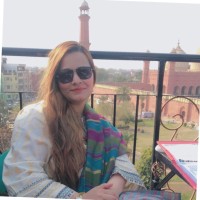 Naina khan