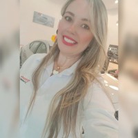 Aline Guimarães