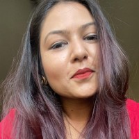 Dr. Ria Kadam