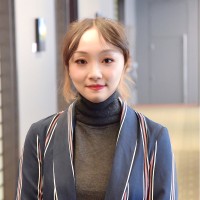 Vivian Xinyu Wei