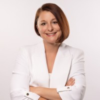 Aline Pelzer