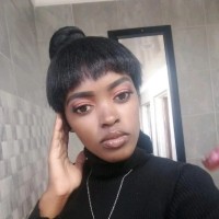 Zanele Halomu