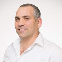 Avishai Wach