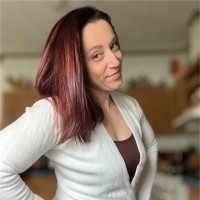 Roxanne Kirstner