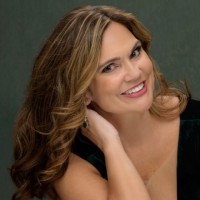 Suzanna West