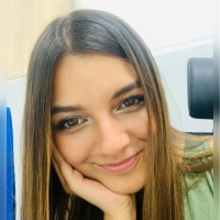 Adriana Andrade