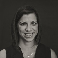 Dr. Nevena Simic