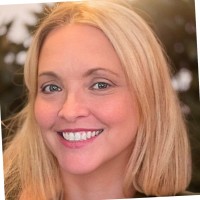 Tracey Mikos