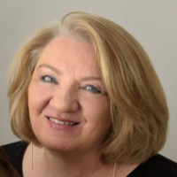 Lynnette Tedder Iida, Chid, Edac, Leed Ap, Well Ap, Cid