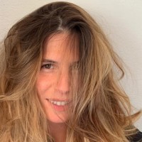 Cleia Almeida