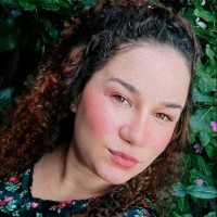 Elis Nádia B. Ferreira Serafim