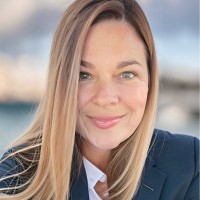 Dena Kilgore, Cae