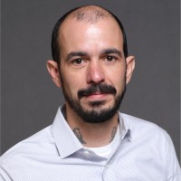 Nicholas Kraljev, Cams