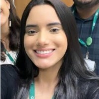 Julia Fernandes