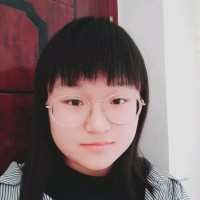 黄美月
