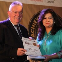 Nosheen Khan