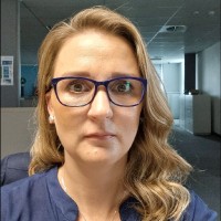 Yolande Steenkamp