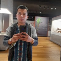 Víctor R