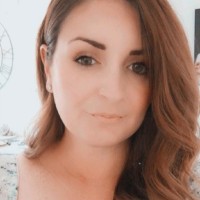 Laura Bratton
