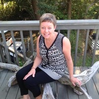 Luanne Holland