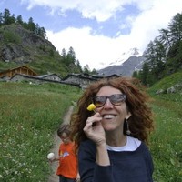 Simona De Castelli
