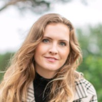 Nina Van Dijk