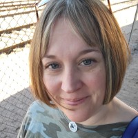 Tara Taylor, Cia