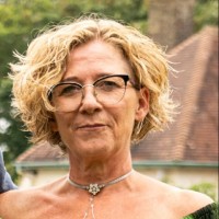 Toni Sutcliffe