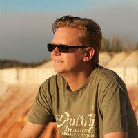 Zbigniew ( Ziggy ) Hojnacki