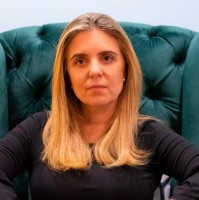 Angela Henao Gomez