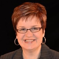 Holly Dennis
