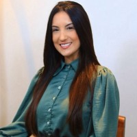 Anne Beatriz Castro