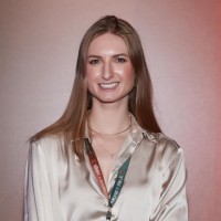 Leticia Suelen C.