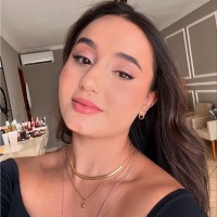 Isabella Vasconcelos