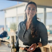 Laura Bron