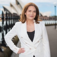 Dr Stacey Ashley CSPDr Stacey Ashley CSP is an Influencer