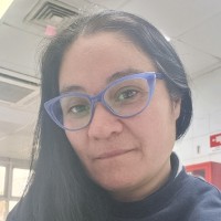 Claudia Flores