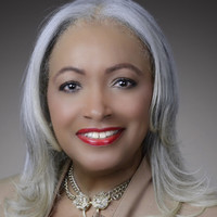 Phenola Smith