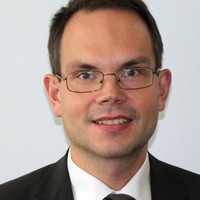 Dr. Christian Hecker