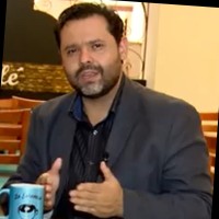 Elias Flores